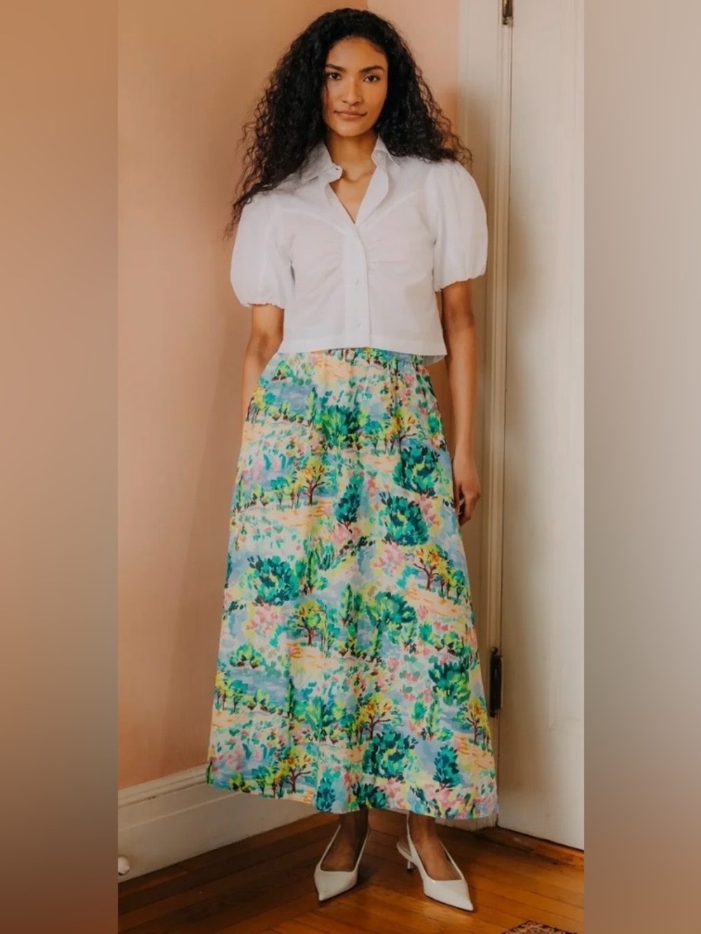 NWOT Love the Label Giverny Garden print skirt size small